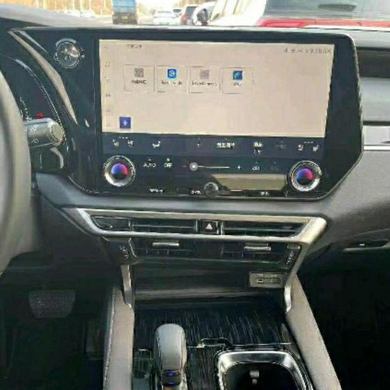 LEXUS RX 2023 大改款 五代 中控螢幕旁TPU保護膜 RX350頂級 旗艦350h頂級 旗艦350F 14吋-細節圖2