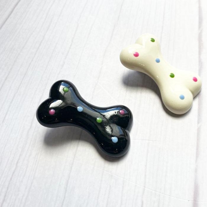 🔥菲雪飾品🔥逗趣骨頭造型 髮飾 瀏海夾 點點圖案 髮夾 邊夾(共2色)-細節圖3