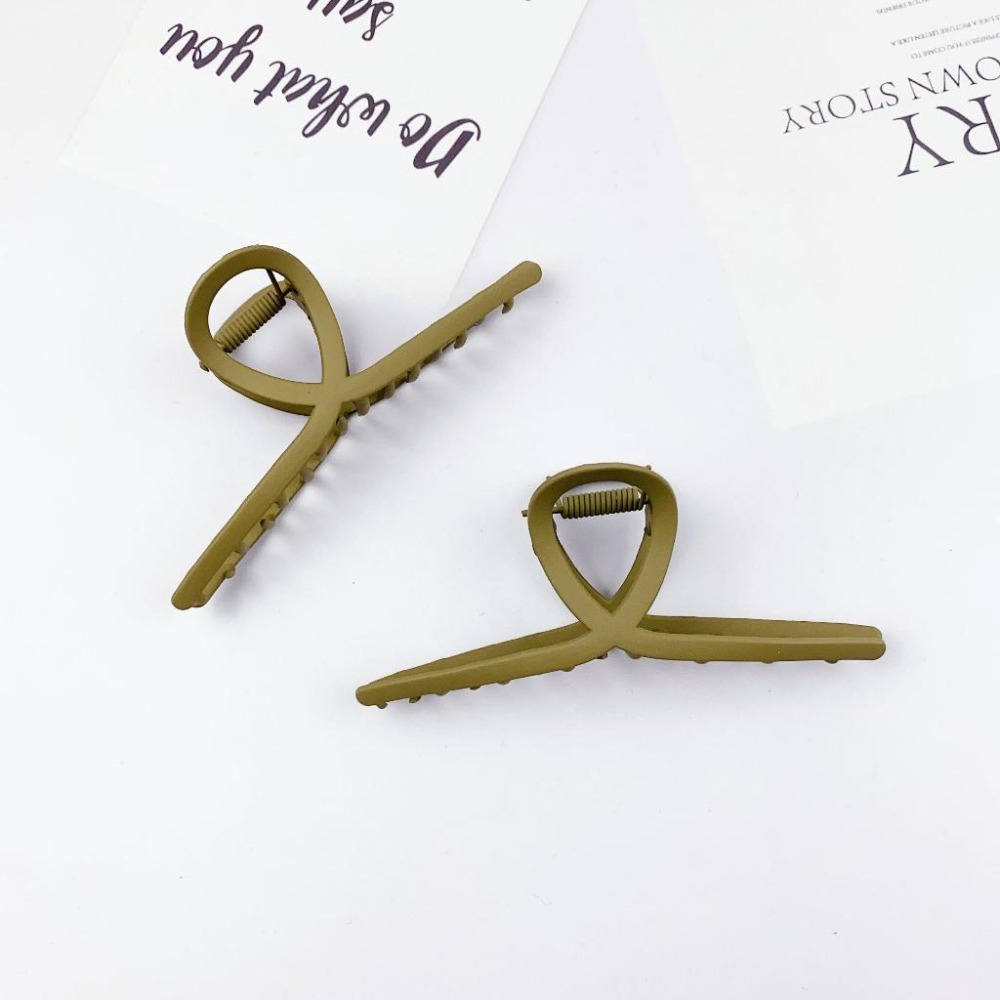 🔥菲雪飾品🔥磨砂 交叉一字 鯊魚夾 髮夾 髮飾 抓夾 馬尾夾-細節圖3