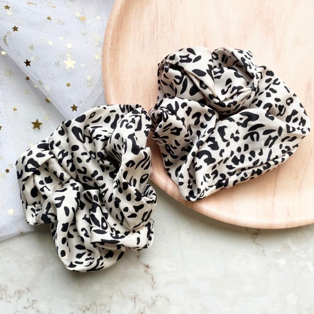 🔥菲雪飾品🔥豹紋造型 雪紡 髮飾 馬尾 髮束 丸子頭 大腸圈 髮圈(共1色)-細節圖6
