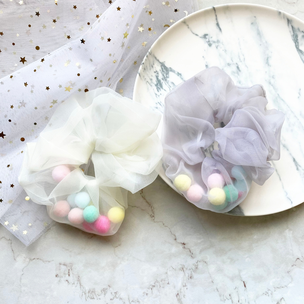 🔥菲雪飾品🔥彩色毛球 網紗 氣質 髮束 丸子頭 髮飾 大腸圈 馬尾 髮圈(共5色)-細節圖3