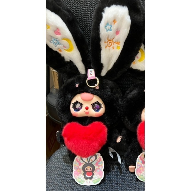 娃三歲（莉莉兔小鎮1代/3代、收納小包、果然寵你、好運福袋、手機掛繩）、晚安小兔（鳶尾）、莉菈吊卡一對-規格圖1