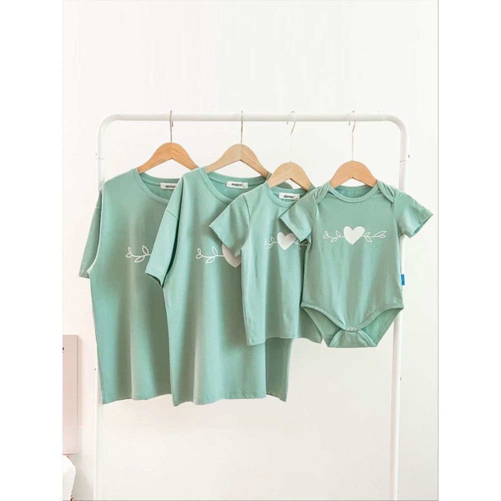 《嬰兒》愛心藤蔓包屁衣✨（一家三口/一家四口）-細節圖3