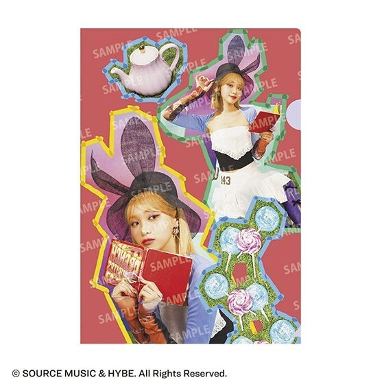 【歐賣小舖】BANDAI LE SSERAFIM ‘CRAZY’  A4資料夾 轉卡版-細節圖3