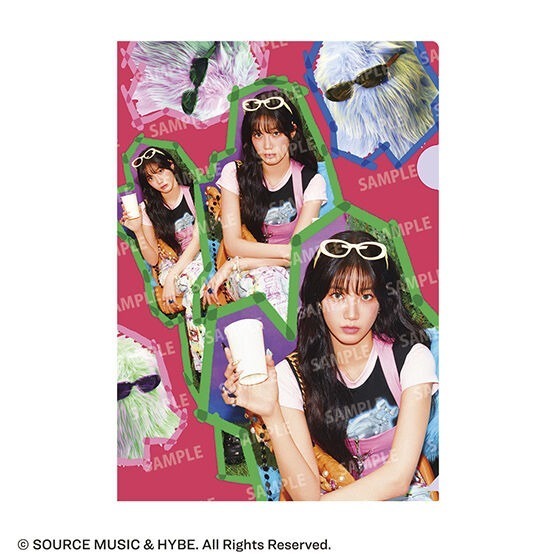 【歐賣小舖】BANDAI LE SSERAFIM ‘CRAZY’  A4資料夾 轉卡版-細節圖6