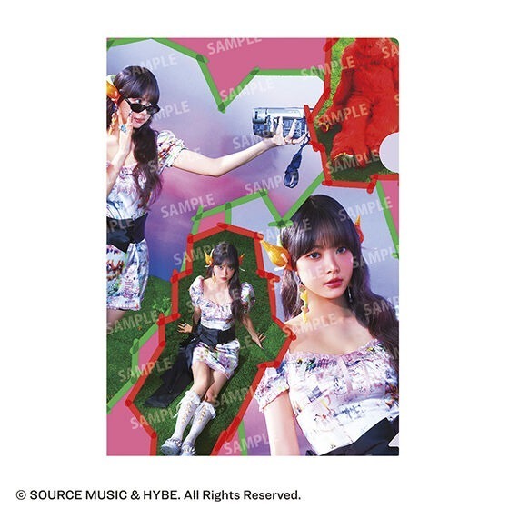 【歐賣小舖】BANDAI LE SSERAFIM ‘CRAZY’  A4資料夾 轉卡版-細節圖7