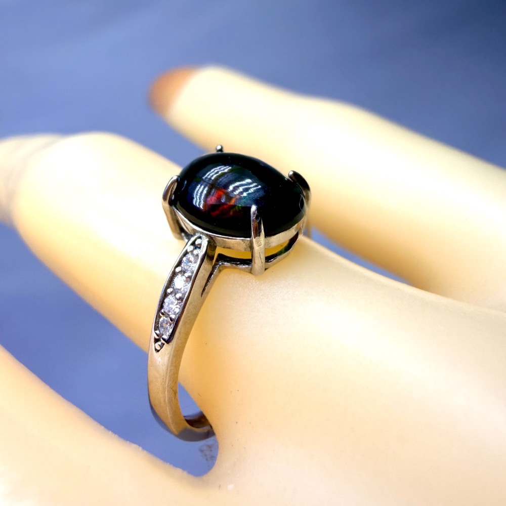 ღ꙼̈貝蒂の城堡ღ꙼̈墨西哥 黑歐珀 蛋面 2克拉 S925純銀 戒指-細節圖3