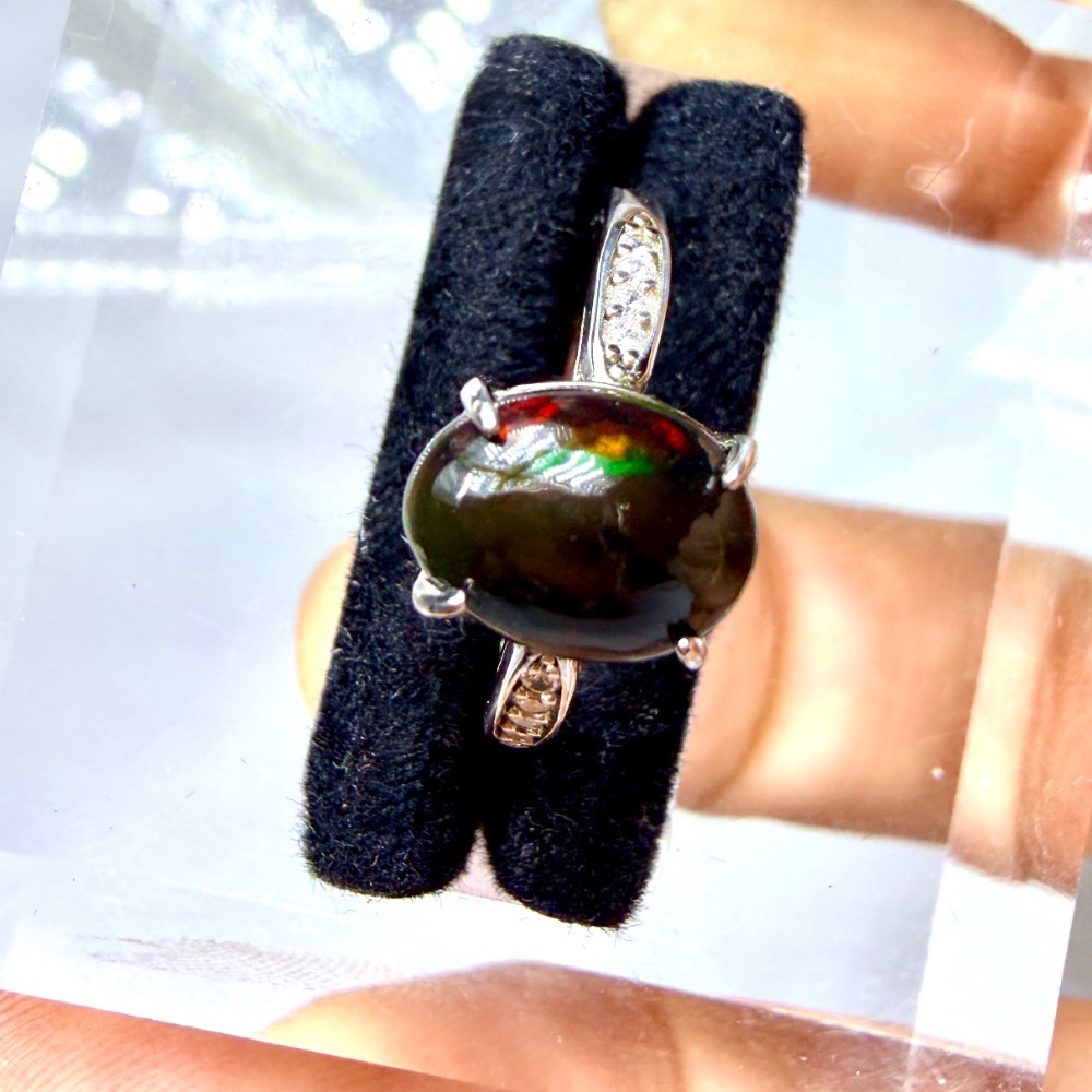 ღ꙼̈貝蒂の城堡ღ꙼̈墨西哥 黑歐珀 蛋面 2克拉 S925純銀 戒指-細節圖5