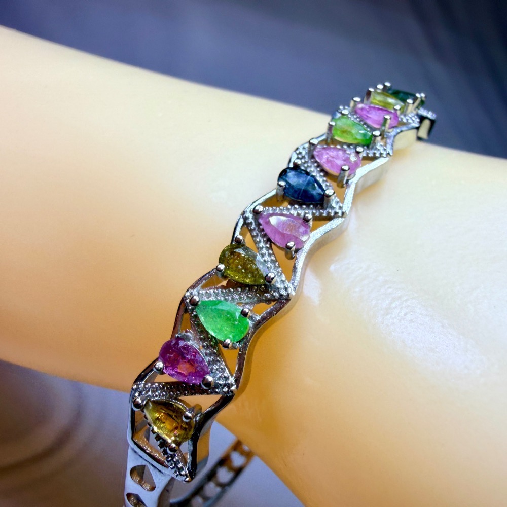 ღ꙼̈貝蒂の城堡ღ꙼̈ 彩碧璽 精工微鑲 鈦鋼材質 手鐲-細節圖4