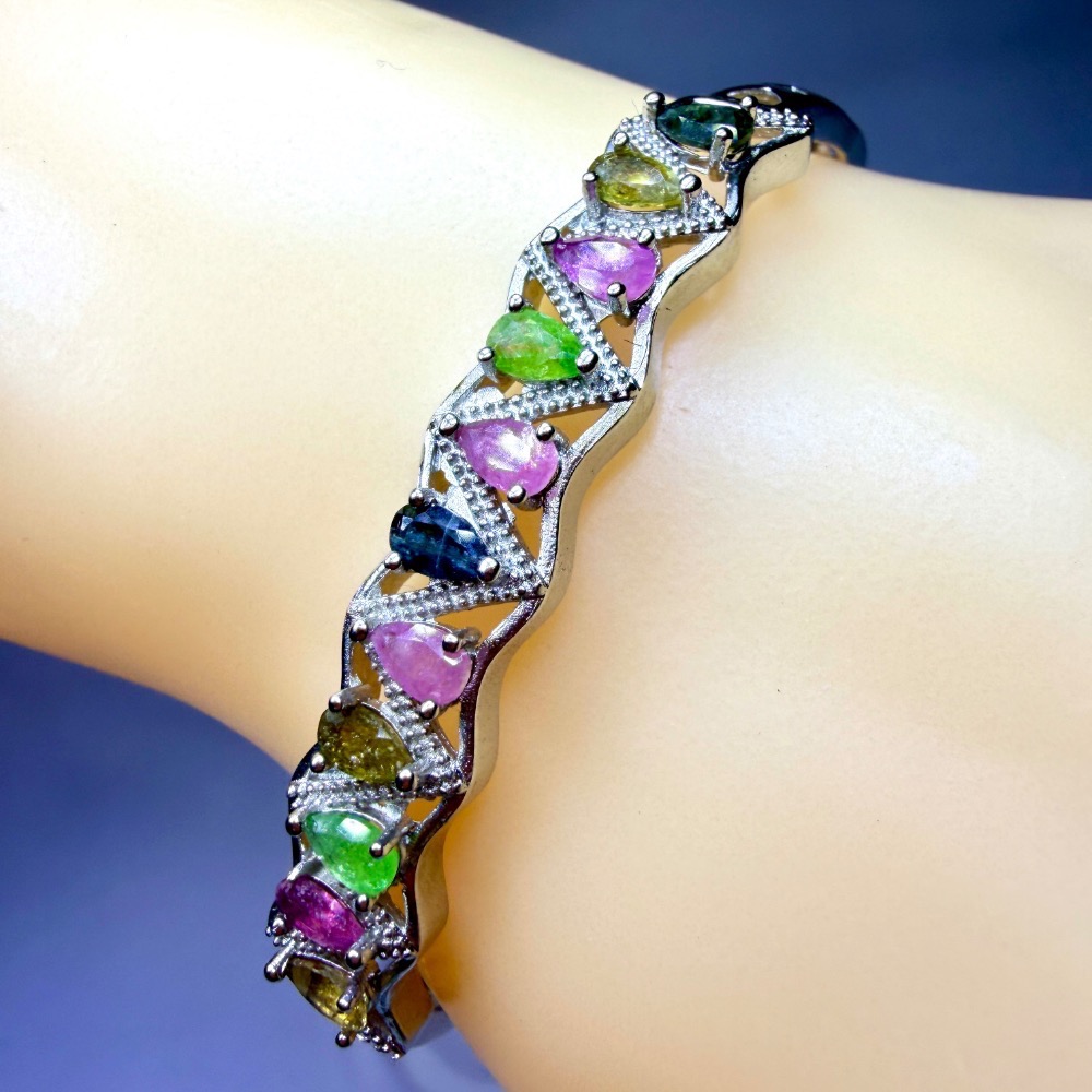 ღ꙼̈貝蒂の城堡ღ꙼̈ 彩碧璽 精工微鑲 鈦鋼材質 手鐲-細節圖5