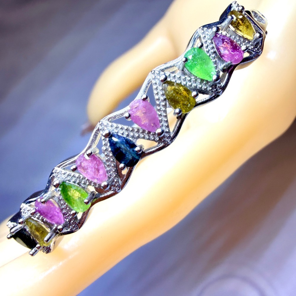 ღ꙼̈貝蒂の城堡ღ꙼̈ 彩碧璽 精工微鑲 鈦鋼材質 手鐲-細節圖8