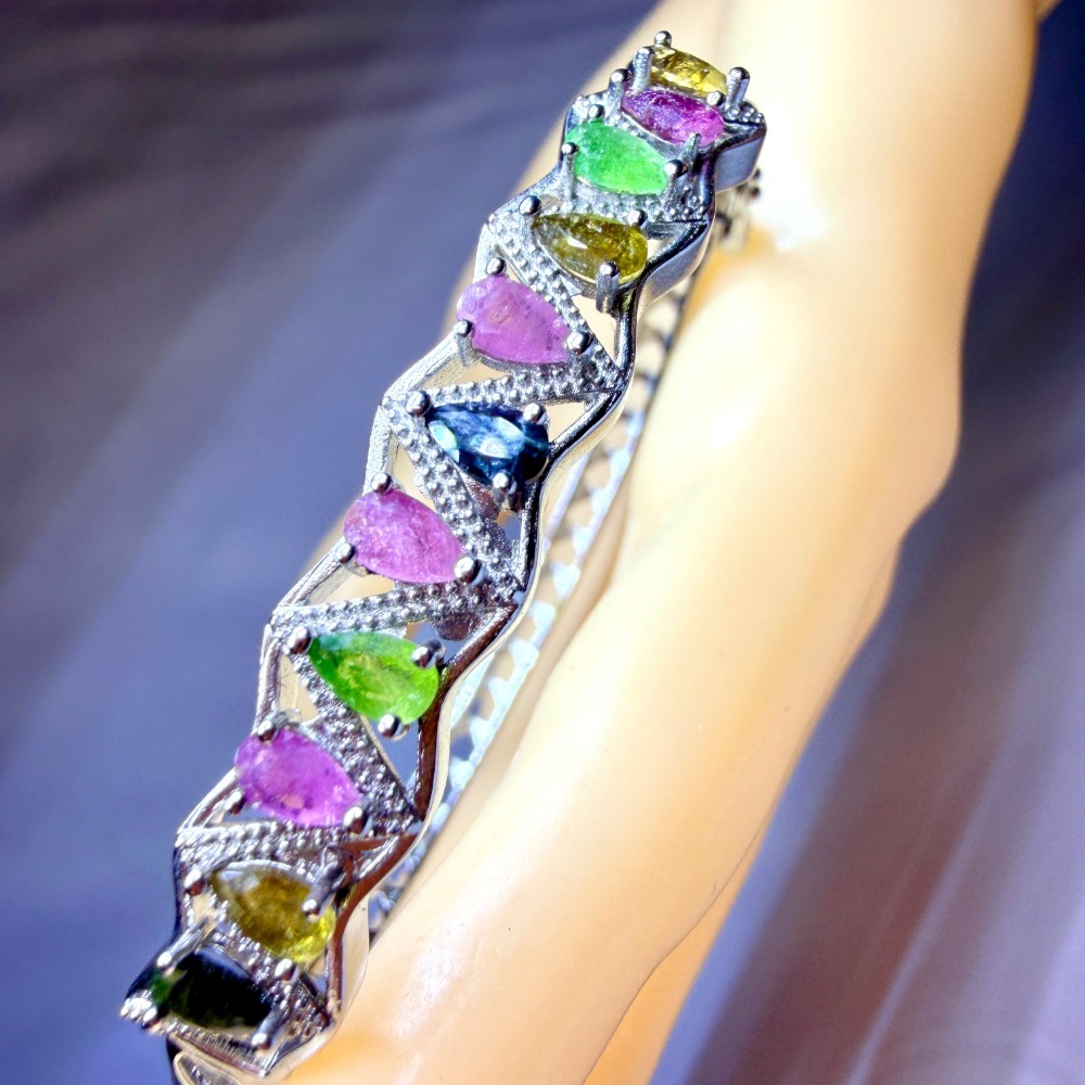 ღ꙼̈貝蒂の城堡ღ꙼̈ 彩碧璽 精工微鑲 鈦鋼材質 手鐲-細節圖7