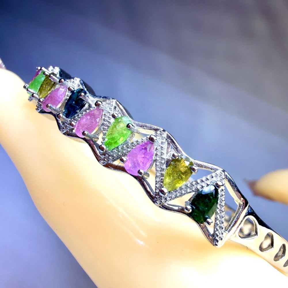 ღ꙼̈貝蒂の城堡ღ꙼̈ 彩碧璽 精工微鑲 鈦鋼材質 手鐲-細節圖9