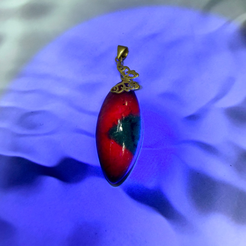 ღ꙼̈貝蒂の城堡ღ꙼̈ 坦桑尼亞 原礦 紅綠寶 S925純銀 吊墜-細節圖7