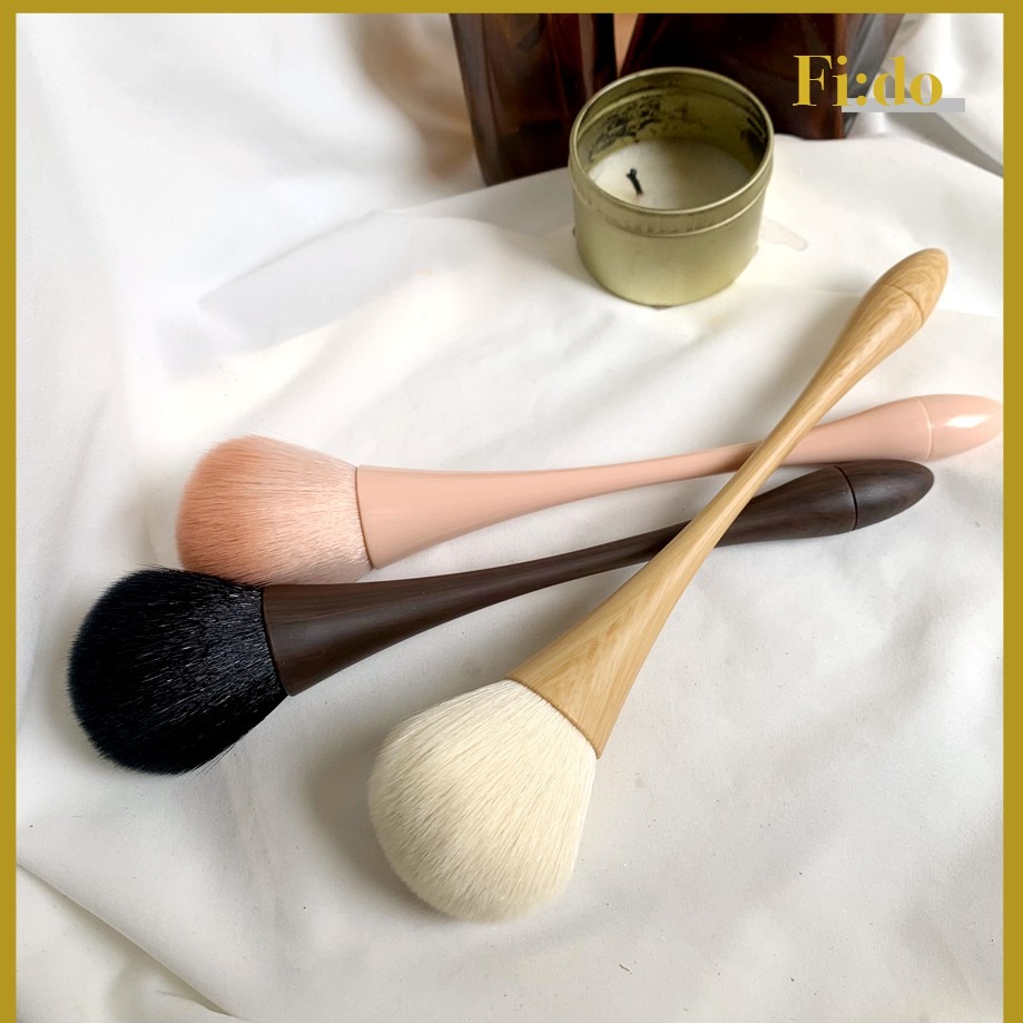 現貨實拍｜簡約風格木桿粉塵刷 美甲餘粉刷 木質細桿澎鬆清潔刷 腮紅刷 化妝刷 刷具 粉底刷 美容刷 美甲 粉塵刷 刷-細節圖3