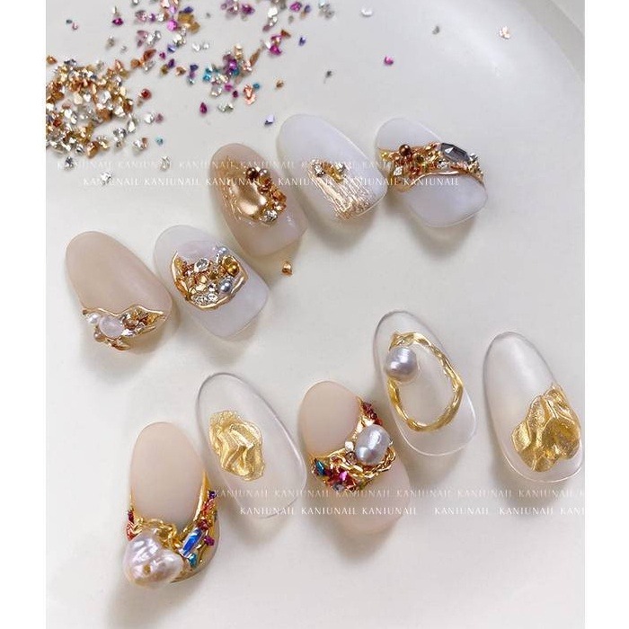 現貨｜ 美甲 七彩金銀 不規則碎石 綜合 金屬礦石 飾品 幻彩 不規則鑽飾 排鑽 素材-細節圖6