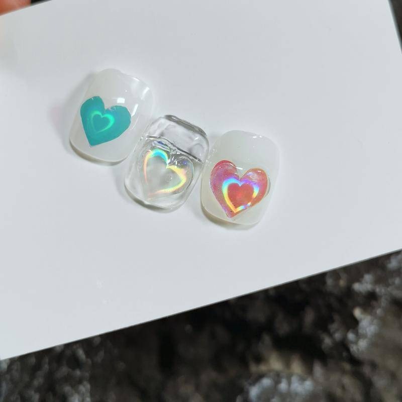 現貨｜最新流行款😍 美甲 鐳射愛心貼紙 3D跳動愛心 貼紙 極光 幻彩 動感 帶背膠 美甲貼紙 素材-細節圖6