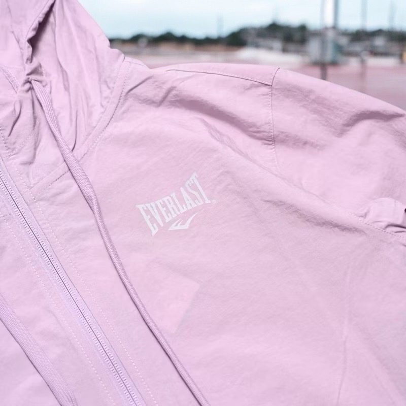 Everlast-女款 連帽風衣外套 淺紫色 抗風  運動 休閒 登山 戶外 居家 日常-細節圖2