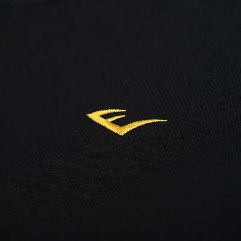 everlast-男款 圓領長袖  黑色 棉質 薄款 吸汗 透氣 親膚 柔軟 運動 休閒 戶外 居家 日常-細節圖4