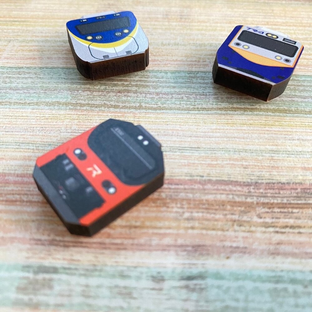 迷你台鐵火車磁鐵 迷你木質冰箱貼 可愛火車造型迷你冰箱貼 台鐵授權 台灣紀念品 新格子 TR台灣鐵道-細節圖2
