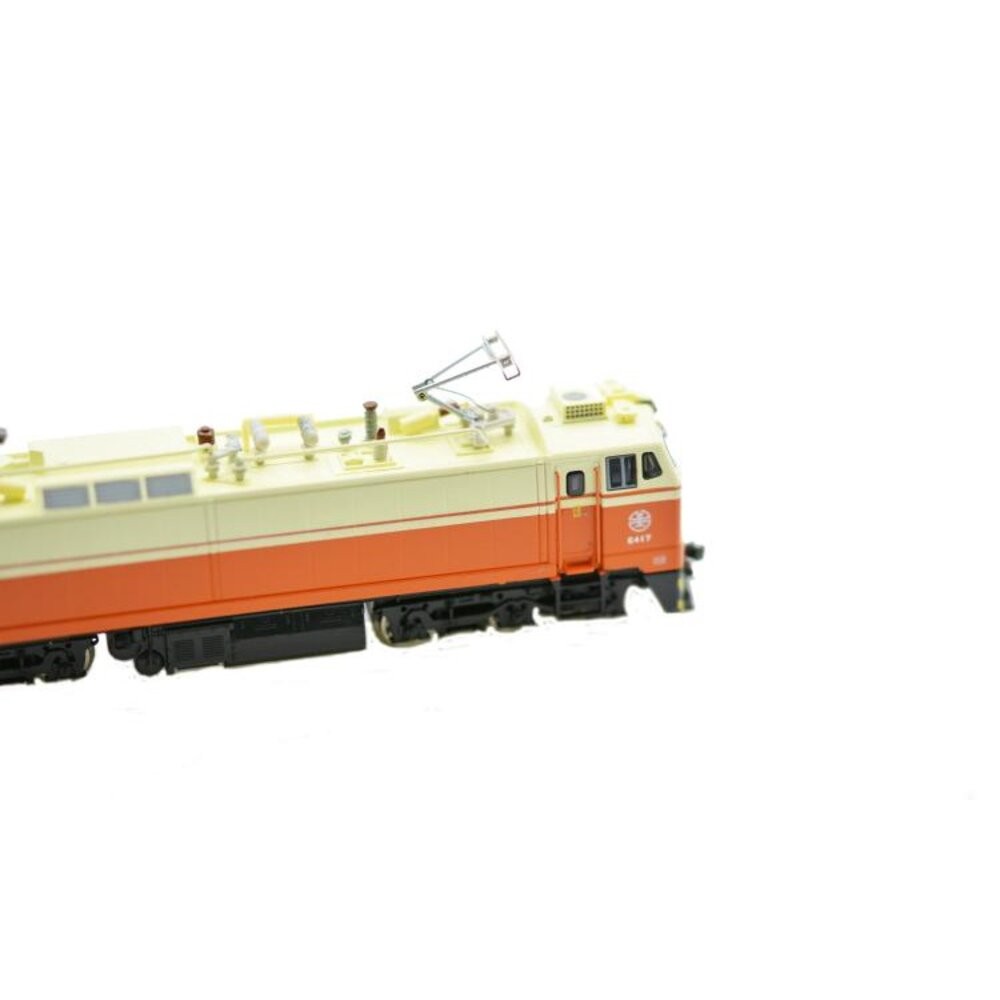 台鐵電力機車 E200 E300 E400型 有動力馬達 N軌 N規鐵道模型 N Scale 鐵支路模型 NR1002-細節圖3