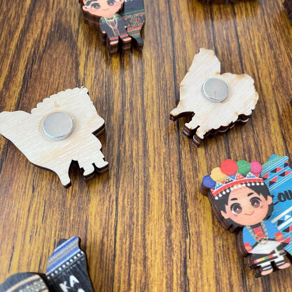 迷你木冰箱貼 台灣原住民系列 16族迷你小吸鐵 造型磁鐵 新格子 TR台灣鐵道-細節圖3