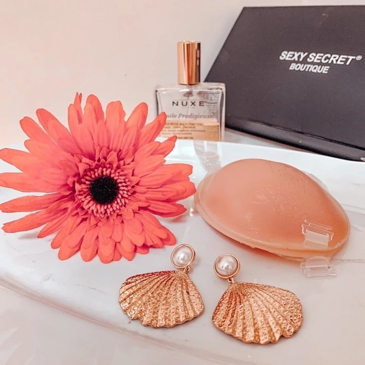 Sexy Secret｜集中、爆乳隱形胸貼 (新娘 伴娘 胸墊 超黏 抗汗 比基尼 隱形內衣 平口上衣 露肩禮服)-細節圖6