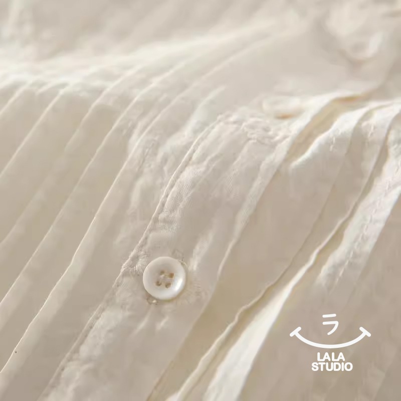 𝕃𝔸𝕃𝔸 𝕊𝕋𝕌𝔻𝕀𝕆 日系圓領蕾絲花邊風琴褶刺繡長袖襯衫上衣  ˚ʚ  3色 ɞ˚-細節圖8