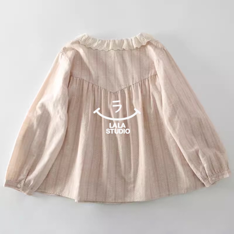 𝕃𝔸𝕃𝔸 𝕊𝕋𝕌𝔻𝕀𝕆 日系蕾絲花邊領溫柔印花長袖襯衫上衣-粉色-細節圖2