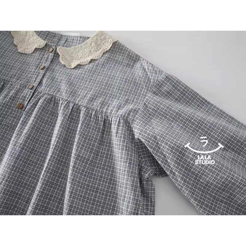 𝕃𝔸𝕃𝔸 𝕊𝕋𝕌𝔻𝕀𝕆 日系蕾絲花邊領藍格子長袖襯衫上衣-藍色-細節圖3