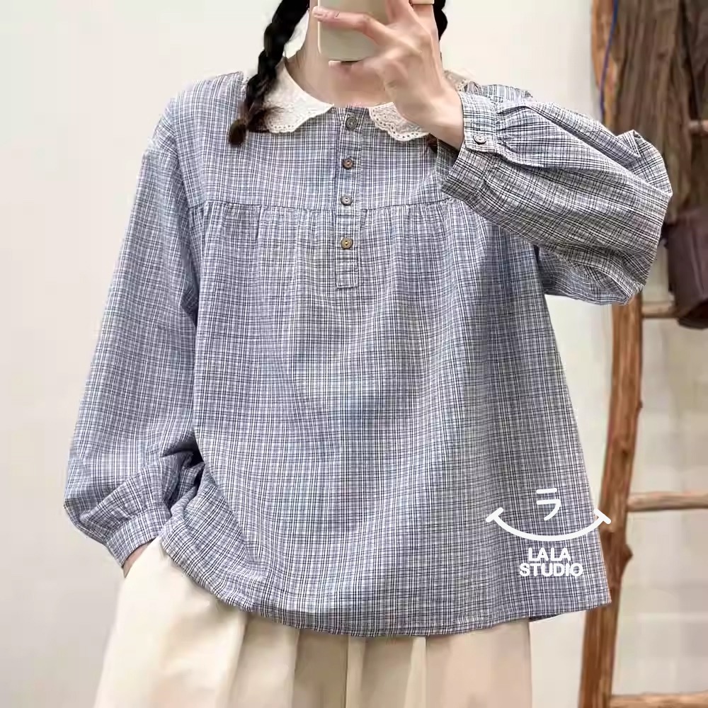 𝕃𝔸𝕃𝔸 𝕊𝕋𝕌𝔻𝕀𝕆 日系蕾絲花邊領藍格子長袖襯衫上衣-藍色-細節圖8