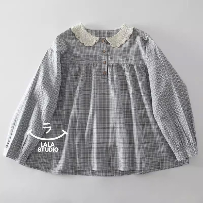 𝕃𝔸𝕃𝔸 𝕊𝕋𝕌𝔻𝕀𝕆 日系蕾絲花邊領藍格子長袖襯衫上衣-藍色-規格圖8