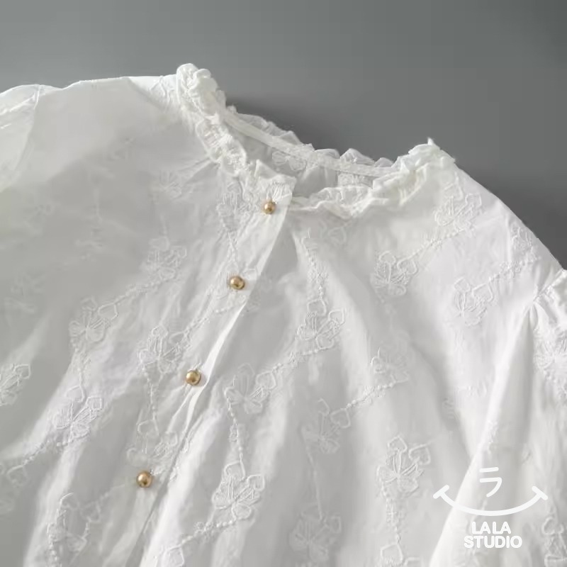 𝕃𝔸𝕃𝔸 𝕊𝕋𝕌𝔻𝕀𝕆 日系圓領蕾絲花邊純棉刺繡長袖襯衫上衣 ˚ʚ  2色 ɞ˚-細節圖4