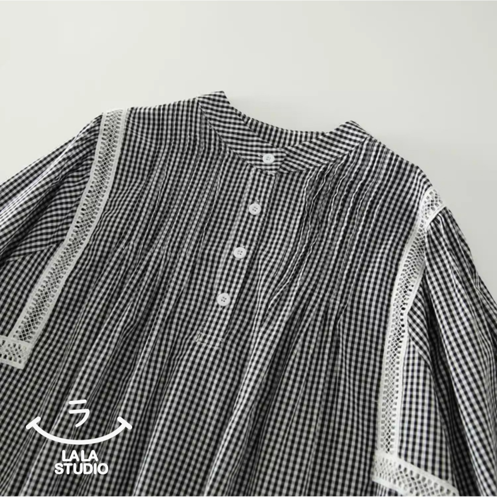 𝕃𝔸𝕃𝔸 𝕊𝕋𝕌𝔻𝕀𝕆 日系立領風琴褶鏤空拼接七分袖長袖襯衫上衣-黑白格-細節圖2