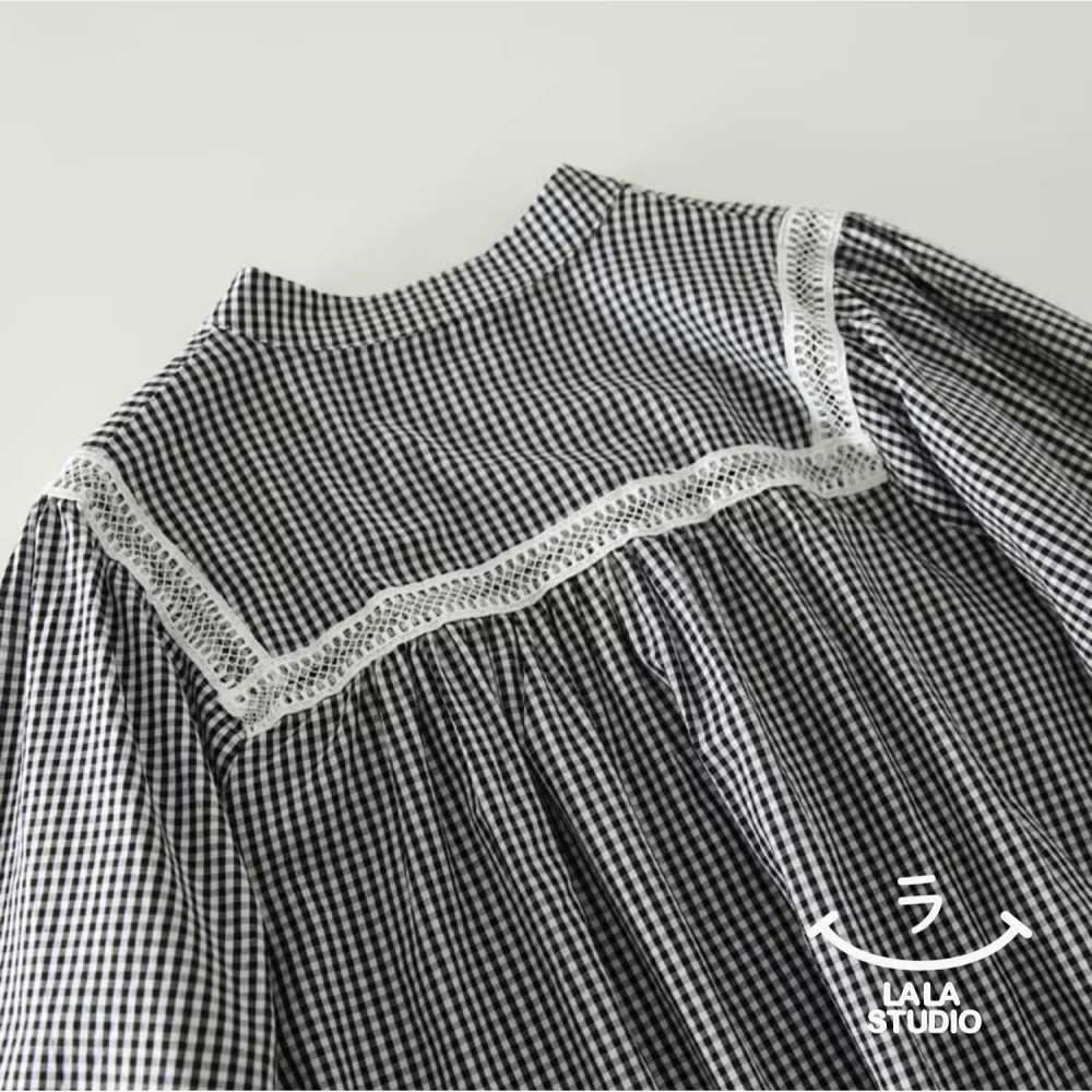 𝕃𝔸𝕃𝔸 𝕊𝕋𝕌𝔻𝕀𝕆 日系立領風琴褶鏤空拼接七分袖長袖襯衫上衣-黑白格-細節圖5