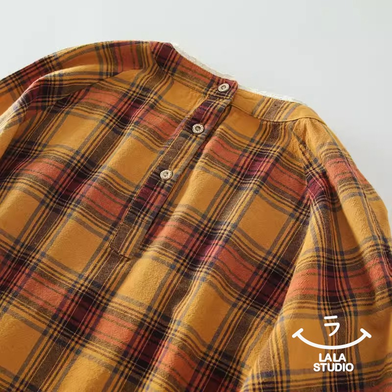 𝕃𝔸𝕃𝔸 𝕊𝕋𝕌𝔻𝕀𝕆 日系圓領蕾絲花邊格子長袖襯衫上衣-橘黃色-細節圖4