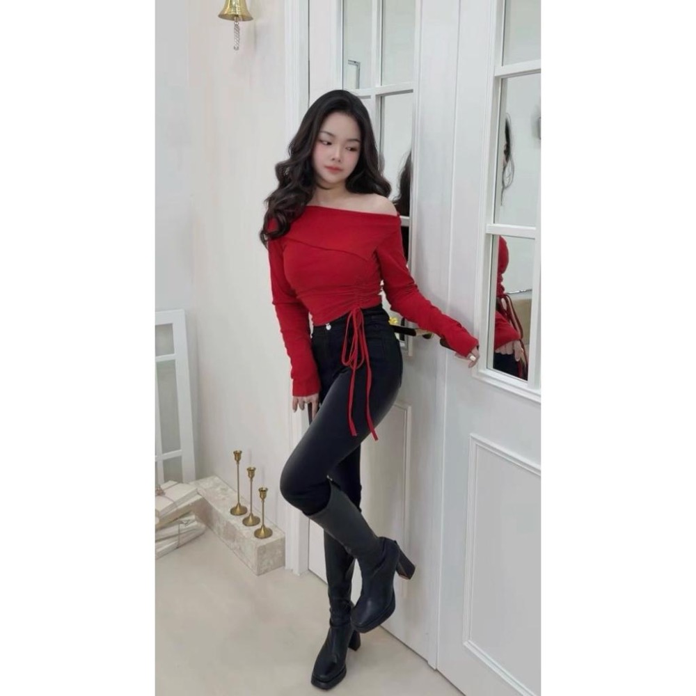 ［Sunlight服飾 馬上出貨✨] 顯白斜肩鎖骨立體抽繩罩杯上衣｜辣妹｜夜店｜出遊|氣質|性感|派對|聖誕節|過年🧨-細節圖4