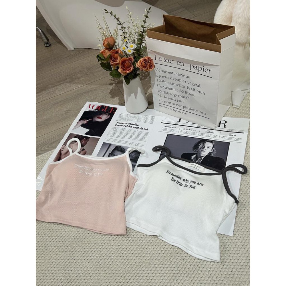 [Sunlight服飾 馬上出貨✨整套打配系列😆］撞色氣肩帶字母小背心❤️(有胸墊、粉灰兩色）-細節圖4