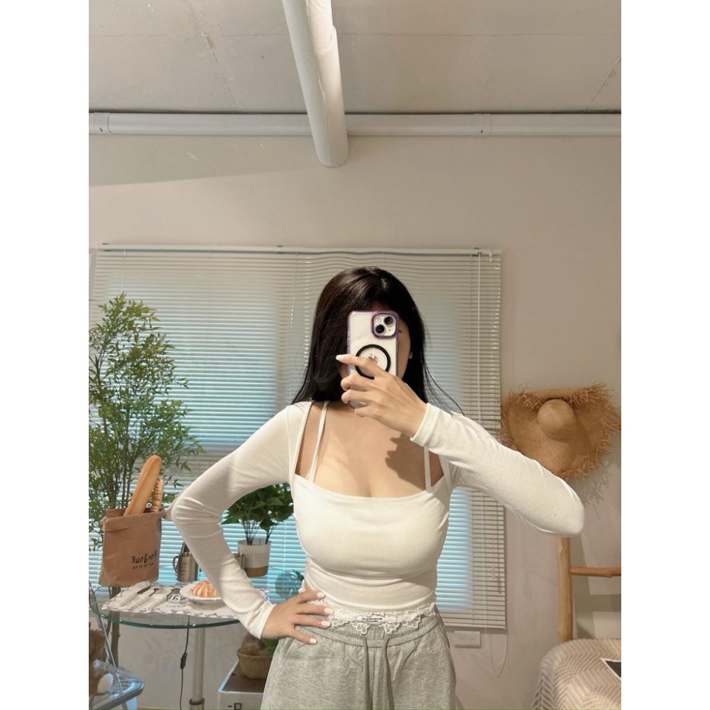 ［Sunlight馬上出貨✨］自訂款冬季性感假兩件肩帶長袖上衣（有胸墊）-細節圖5