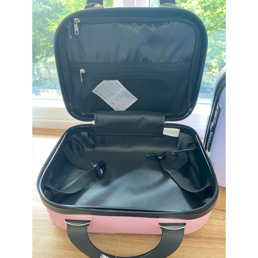 三麗鷗 酷洛米 14吋 旅行壓紋密碼化妝箱-細節圖4