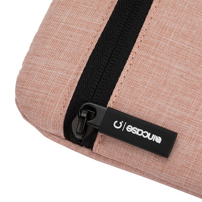 【INCASE】Carry Zip Sleeve 13吋 輕巧筆電保護內袋 / 防震包 (櫻花粉)-細節圖6