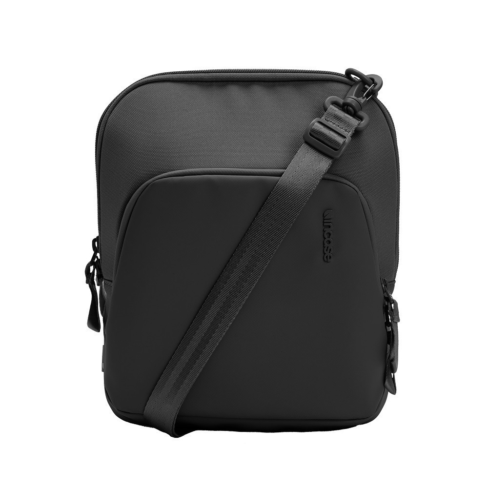 Incase A.R.C. Crossbody Bag PU防水塗層 斜背包 (兩色)-細節圖2