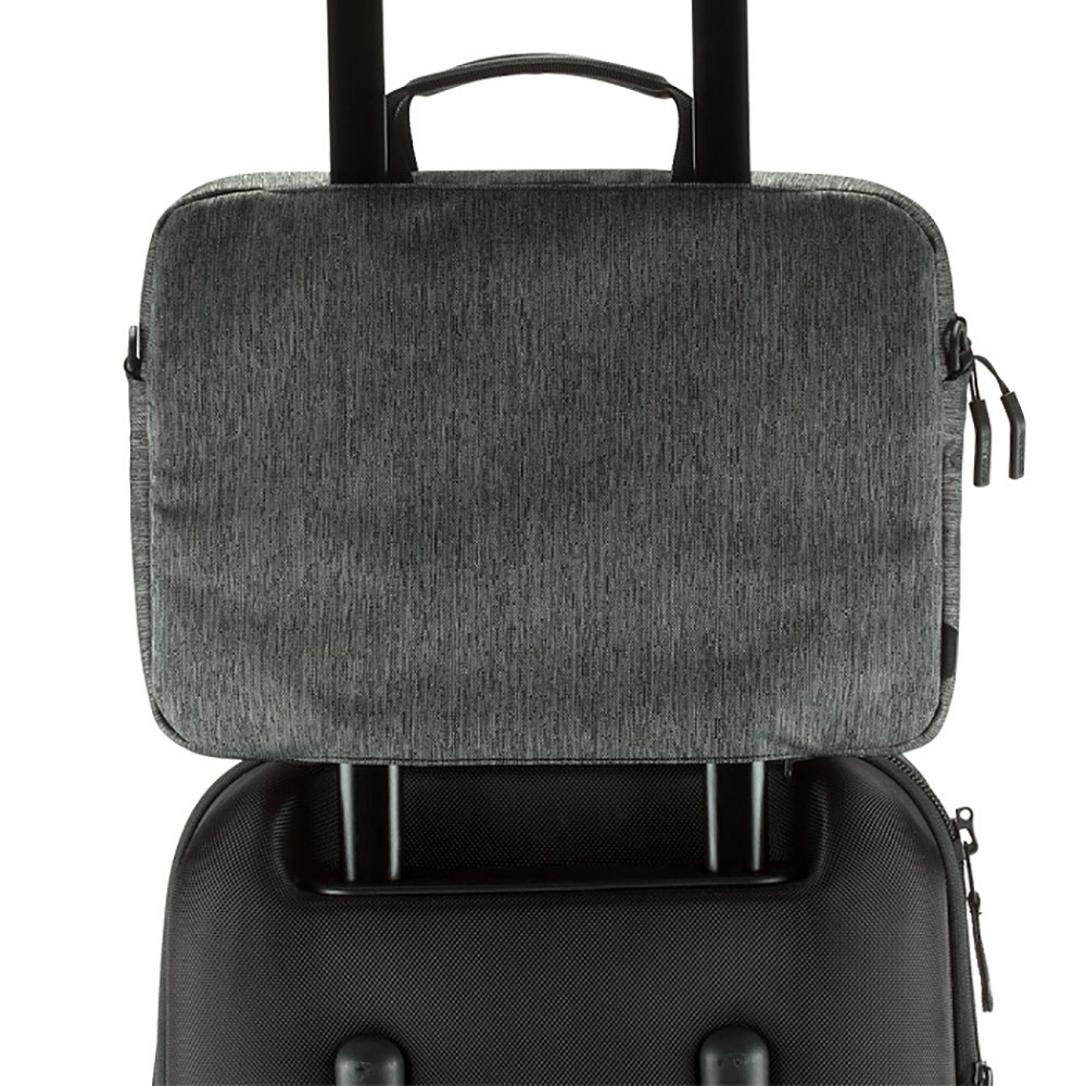 Incase City Brief 16吋 城市簡約筆電手提 / 肩背公事包 (麻灰)-細節圖10