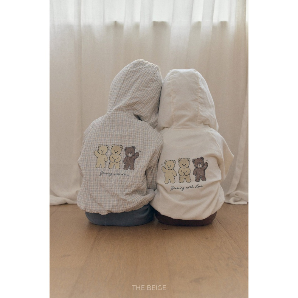 小韓舍✦正韓童裝-The beige-小熊軟糖連帽防風外套-細節圖6