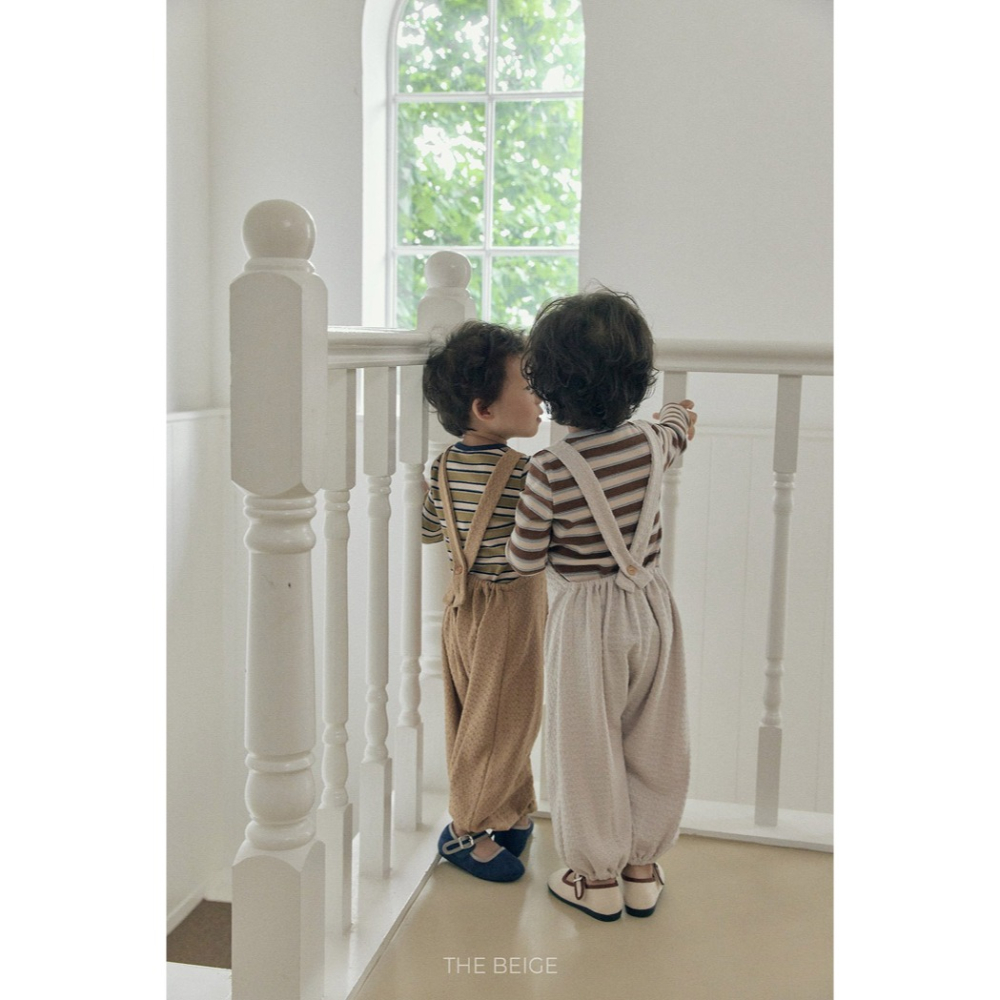 小韓舍✦正韓童裝-The beige-極簡肌理感吊帶哈倫褲-細節圖4
