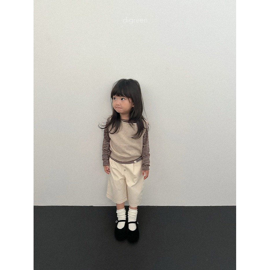 小韓舍✦正韓童裝-digreen-復古鏤空雕花針織馬甲背心-細節圖9