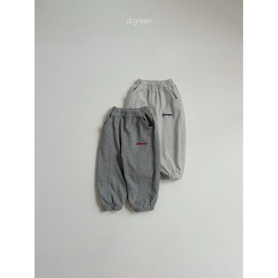 小韓舍✦正韓童裝-digreen-英文刺繡休閒運動長褲-細節圖8