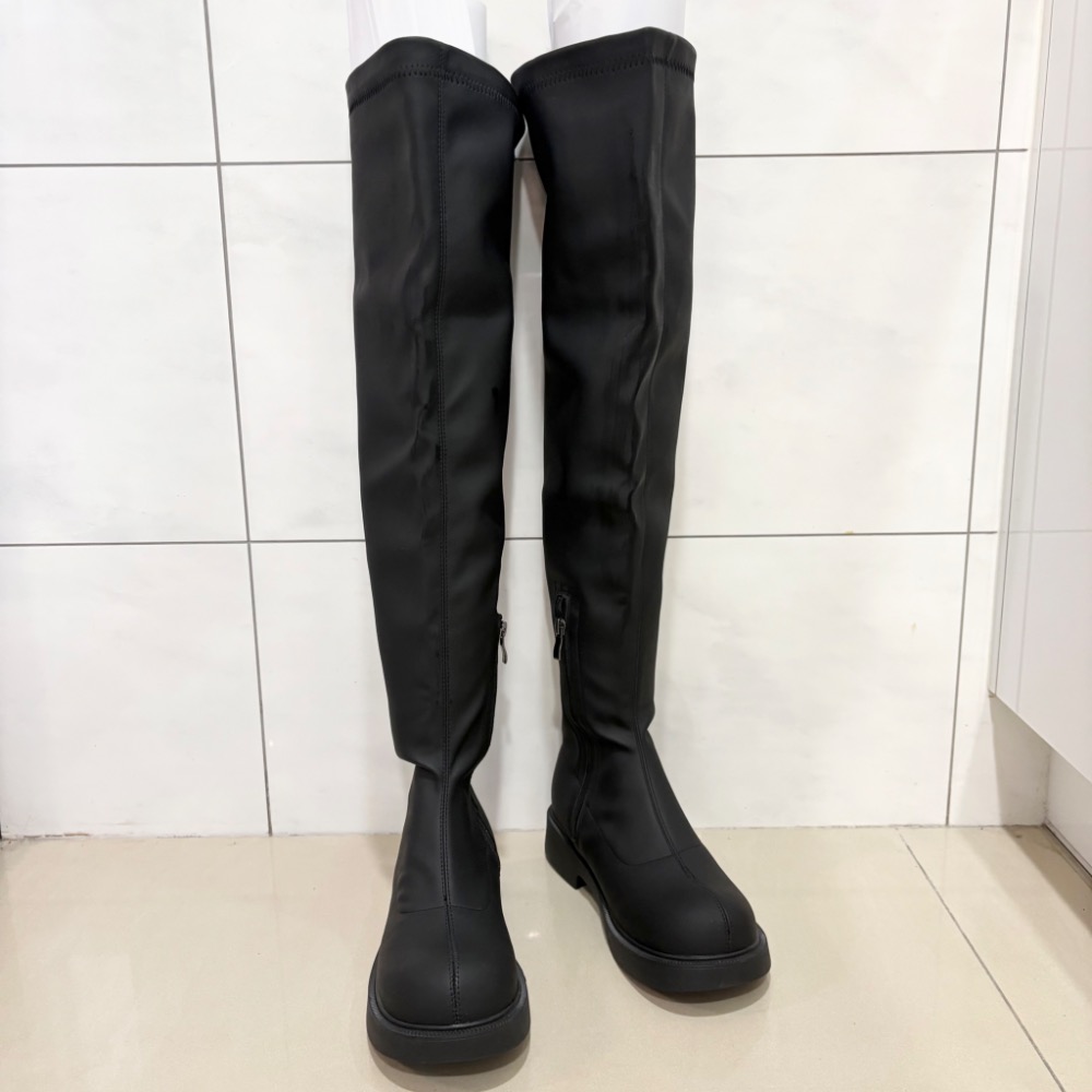 一穿秒變長腿女神🖤全新過膝加絨彈力靴（加絨保暖）24.5-細節圖2