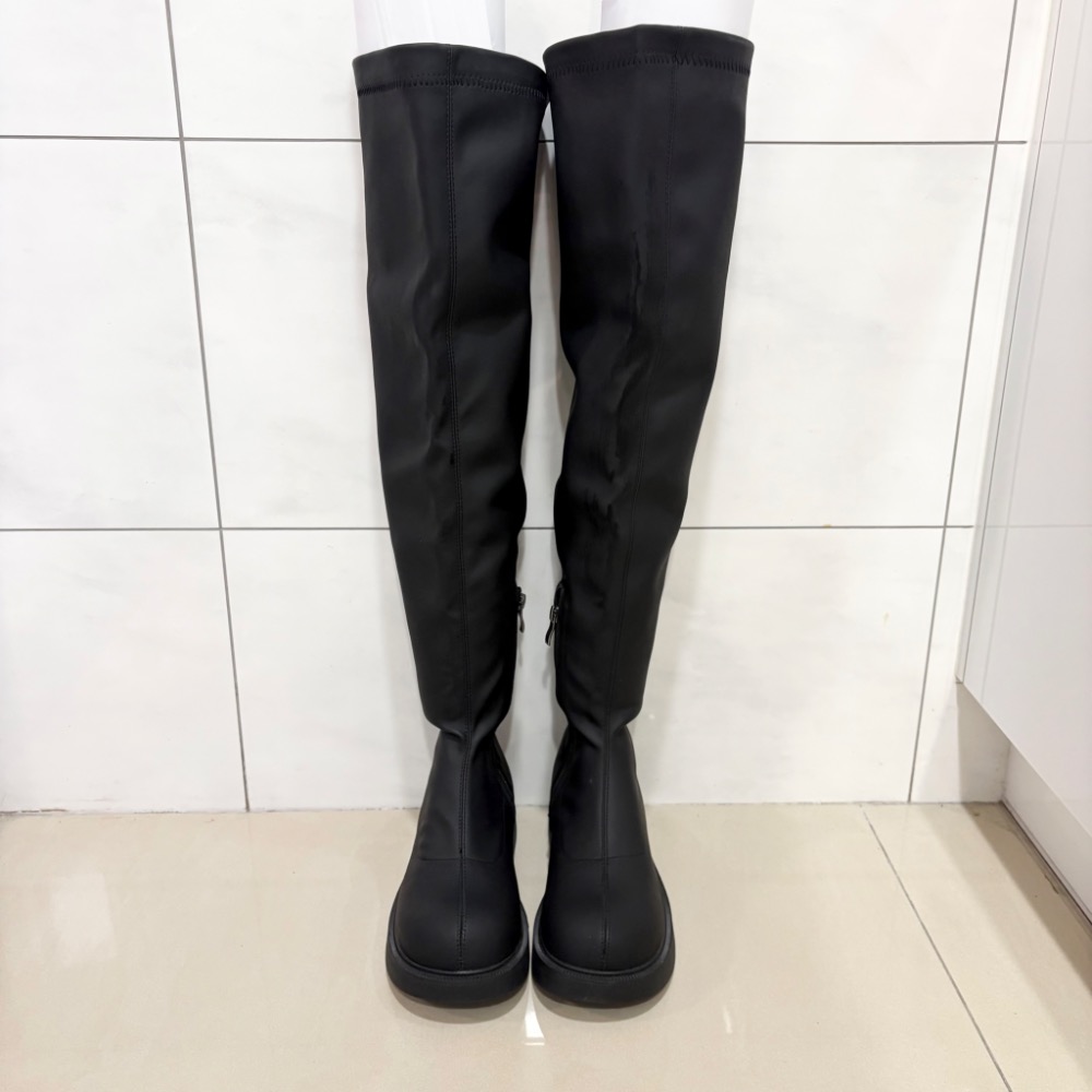 一穿秒變長腿女神🖤全新過膝加絨彈力靴（加絨保暖）24.5-細節圖4