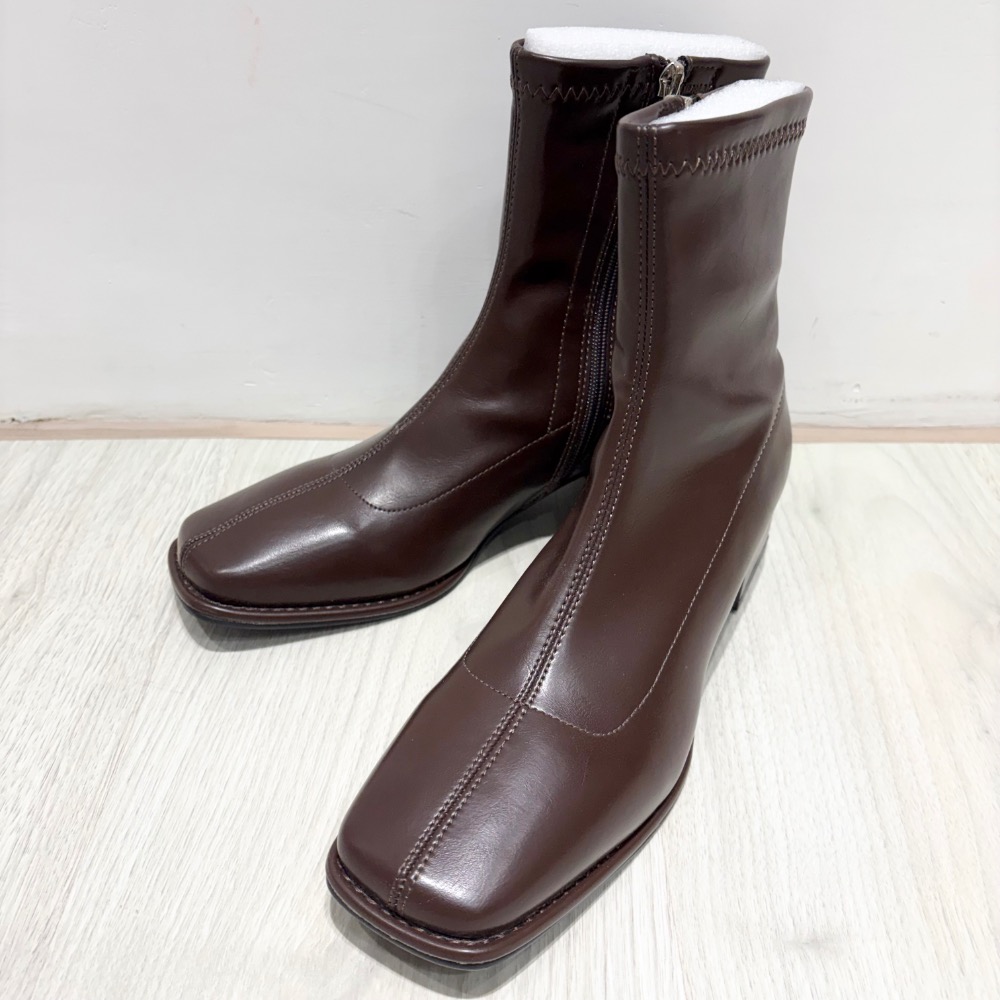 顯瘦爆款！質感棕色方頭加絨瘦瘦靴｜39/24.5-細節圖4